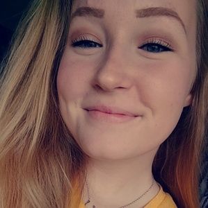 Meet your Posher, Dakoda